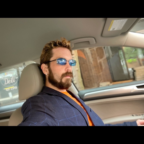 Meet your Posher, Daniel - Picture 10 of 16